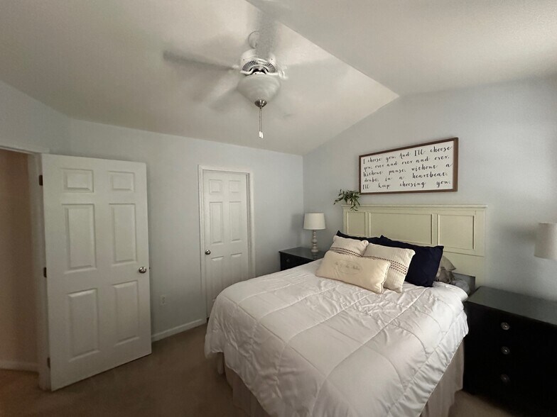 Building Photo - 126 Deep Gap Ct