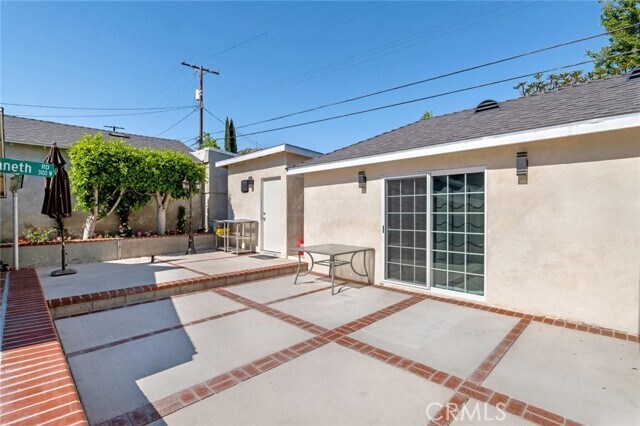 Building Photo - 2860 N Brighton St