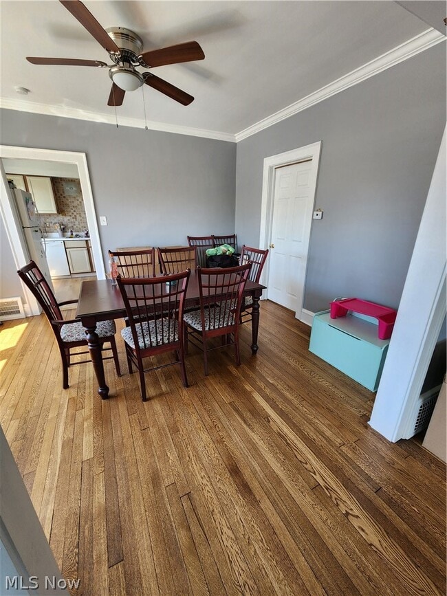 Building Photo - 1388 Lakewood Ave