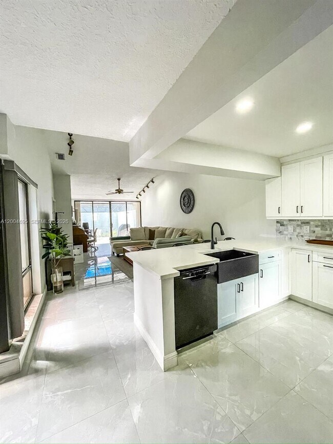 Building Photo - 13360 SW 89th Terrace