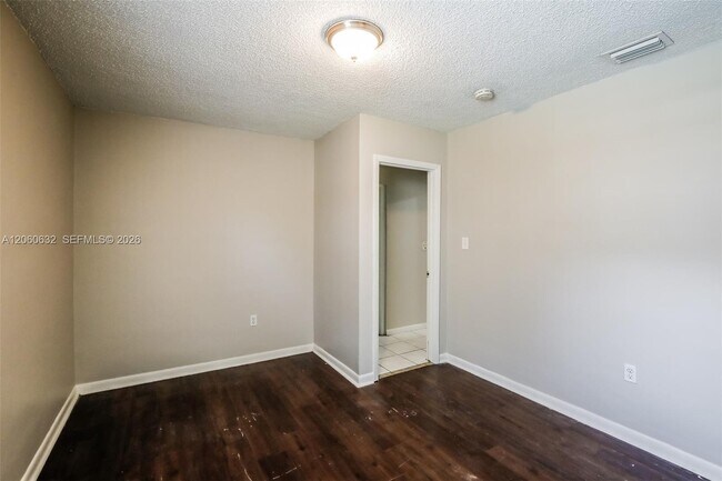 Building Photo - 4896 NW 6th Ct