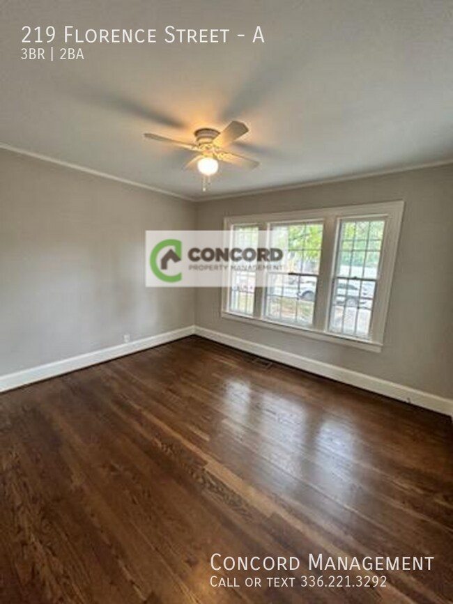 Building Photo - 219 Florence St