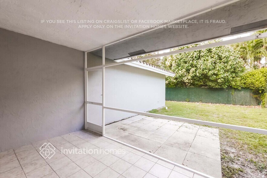 Building Photo - 10203 NW 36th St