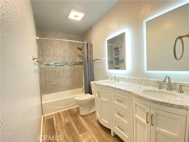 Building Photo - 971 Saltcoats Dr