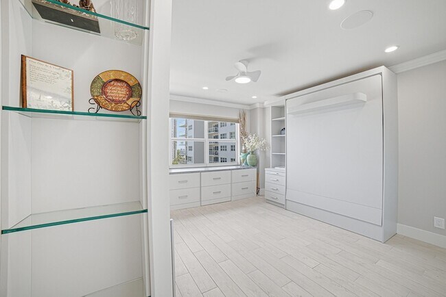 Building Photo - 111 N Pompano Beach Blvd