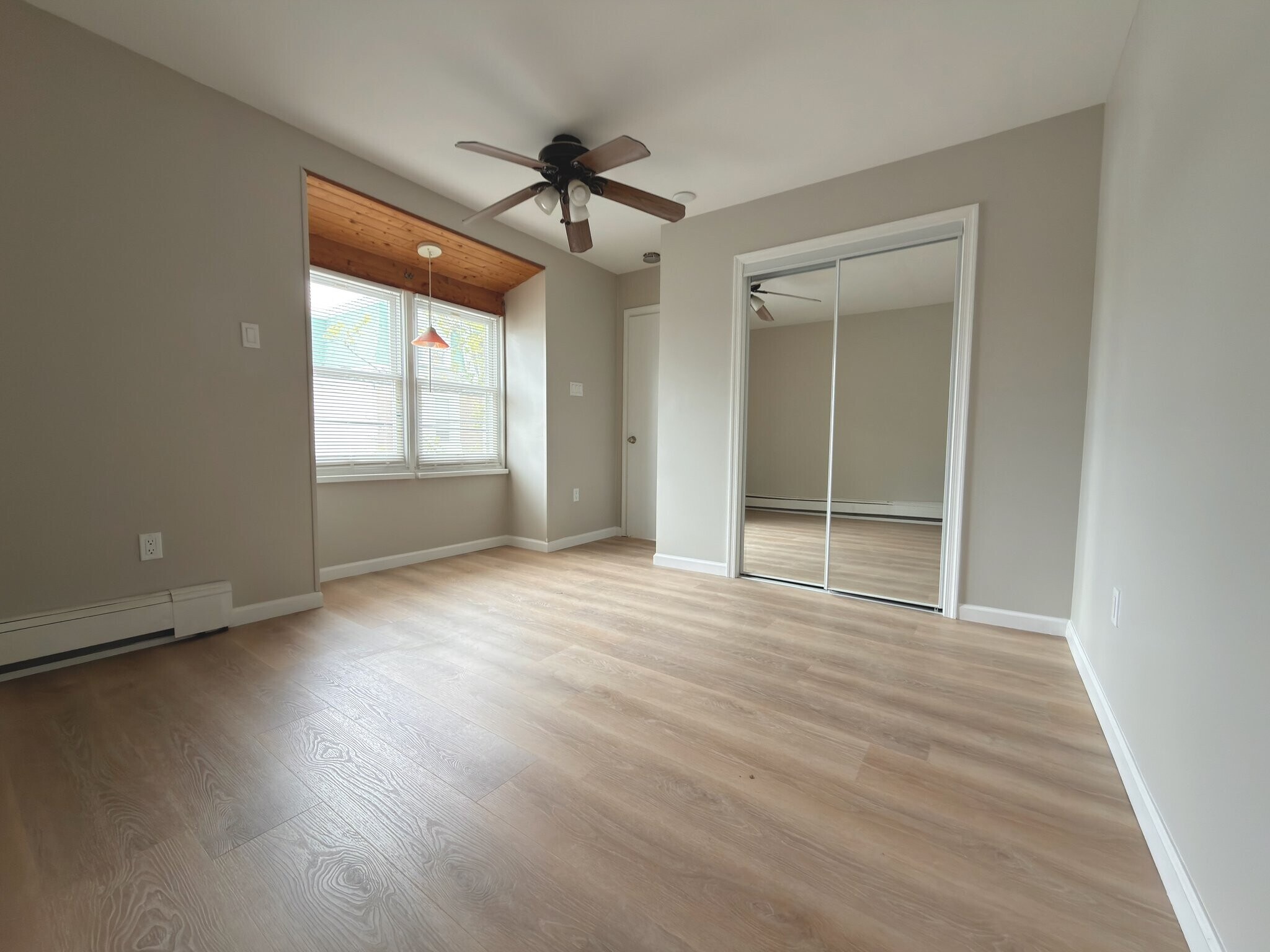 Building Photo - 4377 Pechin St
