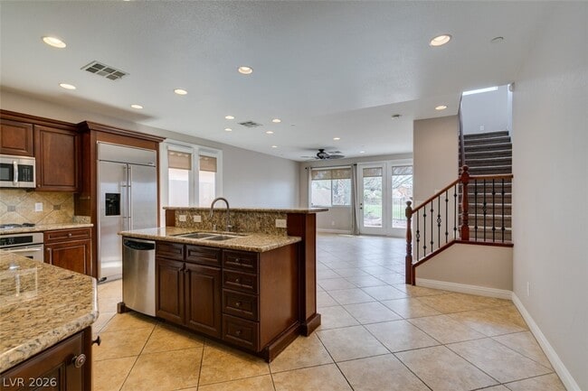 Building Photo - 13 Avenza Dr