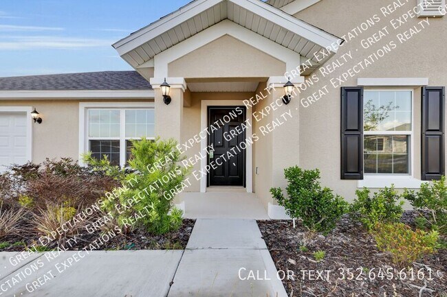 Building Photo - 678 Walkertown Dr