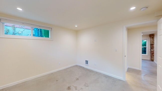 Building Photo - 3922 21st St