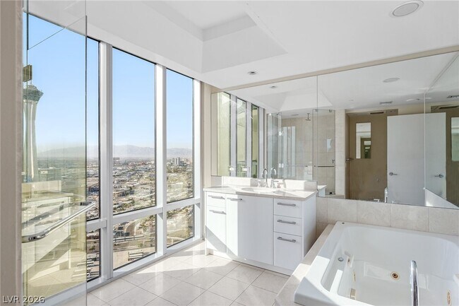 Building Photo - 322 Karen Ave