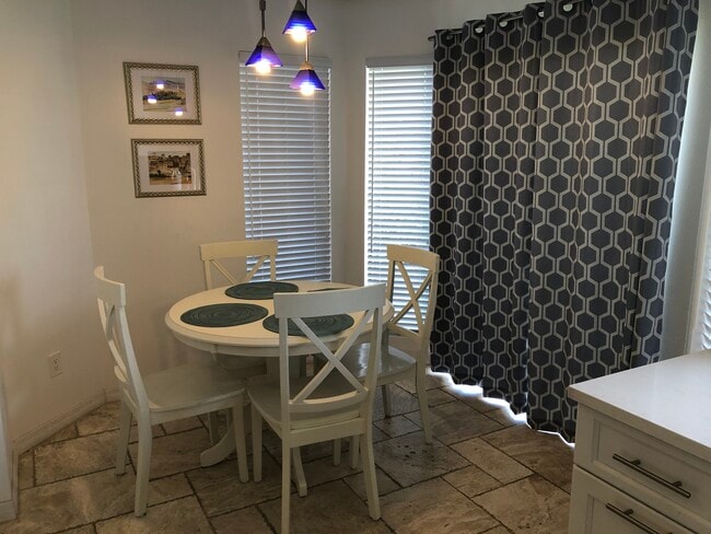 Breakfast Area - 14641 Village Glen Cir