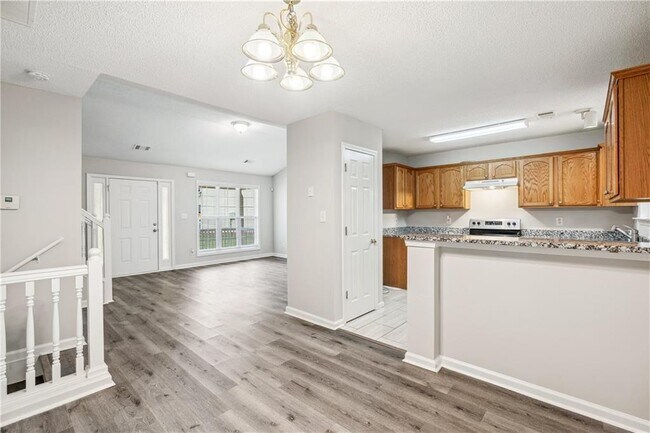 Building Photo - 5849 Amerson Ln