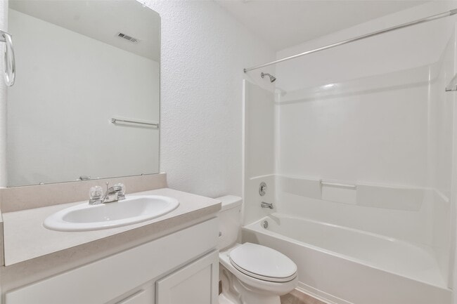 Building Photo - 3707 Solanum Dr