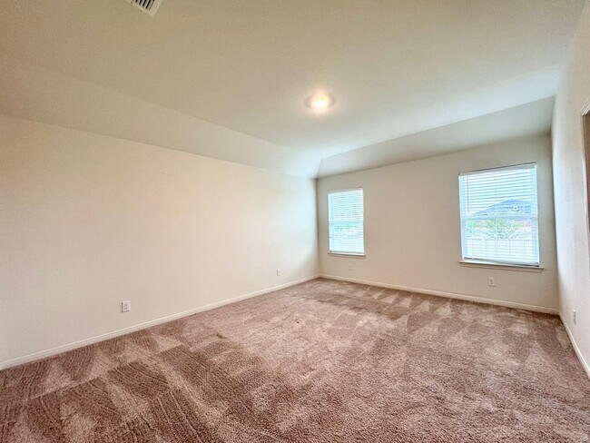 Building Photo - Beautiful Home in Converse!