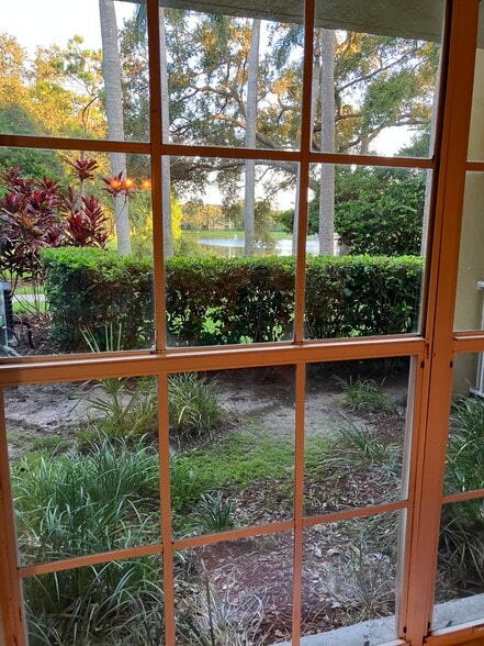 Building Photo - 2690 Coral Landings Blvd