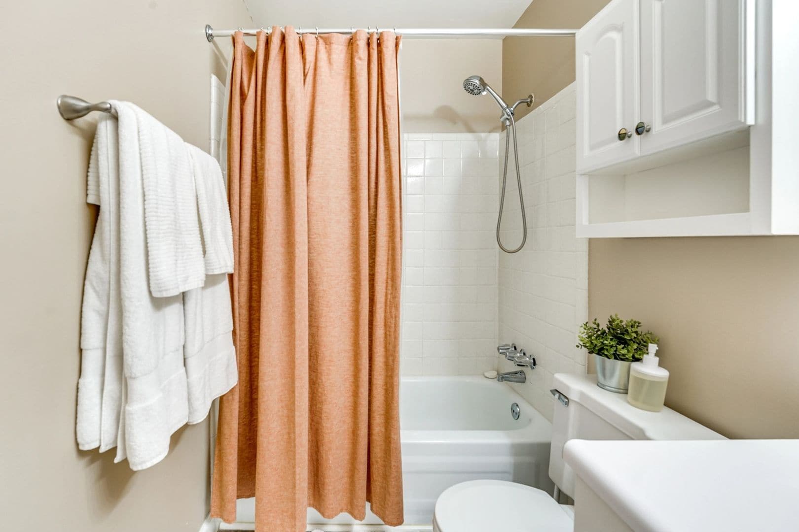 Building Photo - 8941 Shawn Dr