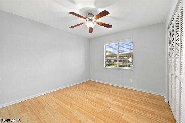Building Photo - 5980 Amherst Dr
