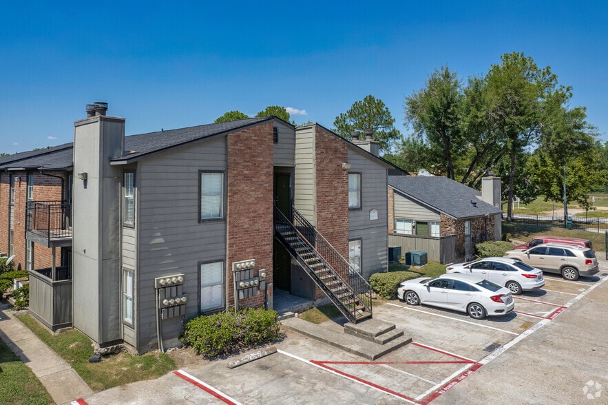 Building Photo - Salado at Cityview