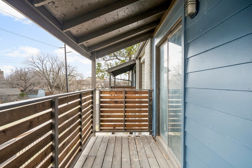 Building Photo - Waterside Apartments Tulsa
