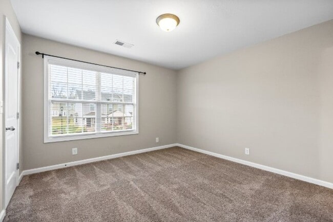Building Photo - 357 Sam Houston Cir