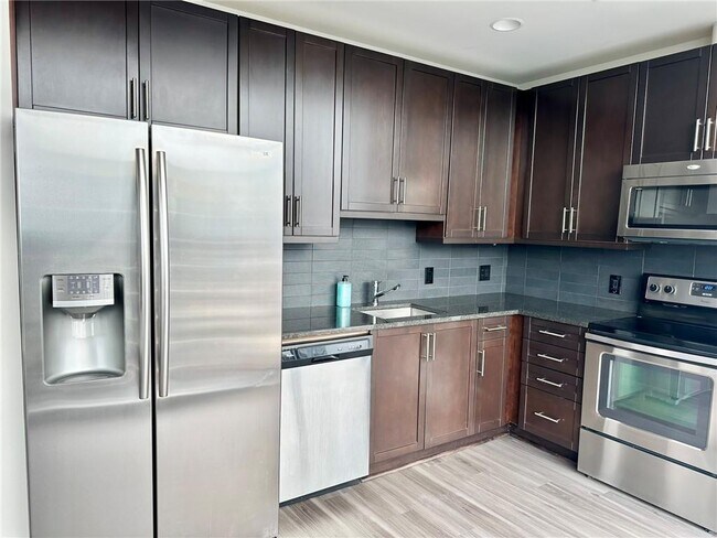 Building Photo - 855 Peachtree St NE