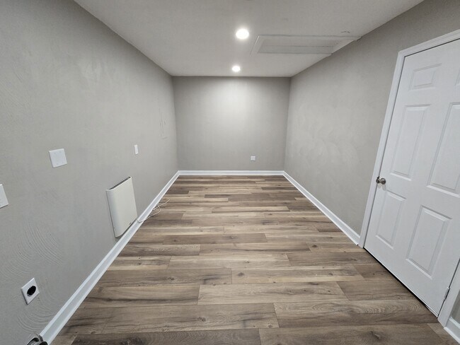 Building Photo - 4044 Starwood Arch