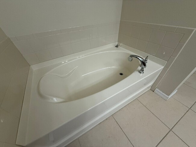 Building Photo - 1753 Fulfillment Dr