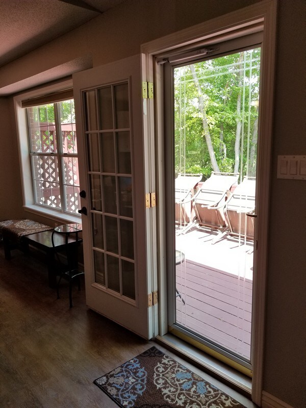 Building Photo - 2000 Ridgewood Dr