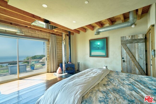 Building Photo - 3020 Corral Canyon Rd