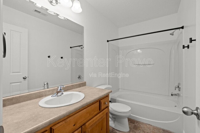 Building Photo - 1901 W 1020 N