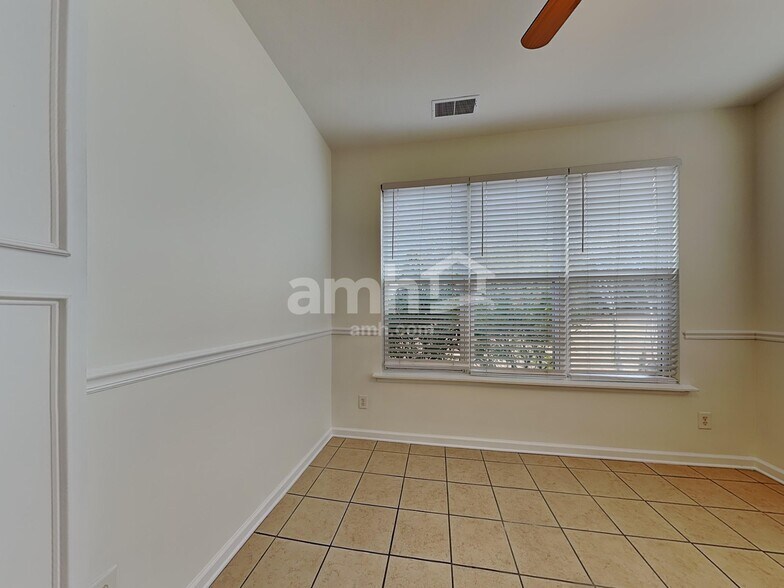 Building Photo - 7217 Winding Cedar Trl