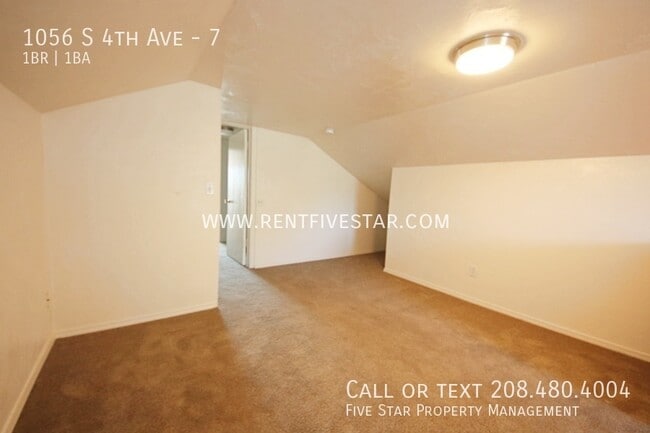 Building Photo - 1056 S 4th Ave