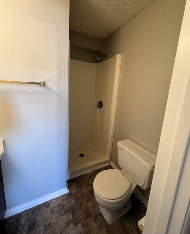 Building Photo - Available For Immediate Move-In!