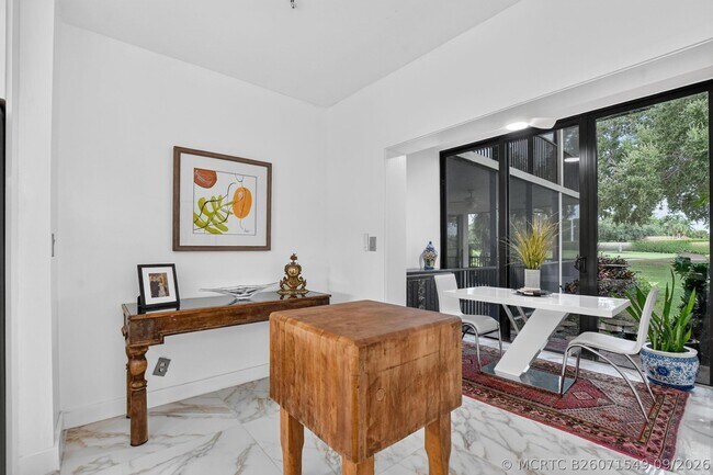 Building Photo - 7622 Elm Ridge Dr