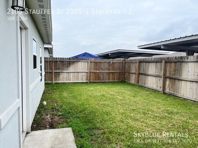 Building Photo - 2105 Stauffers St