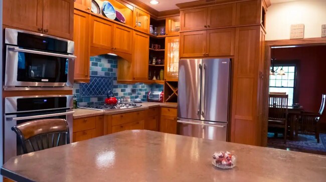 renovated kitchen - 105 Harvard Pl