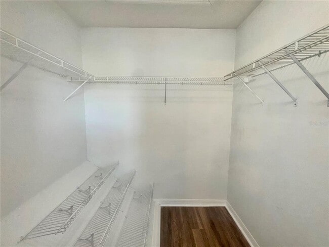 Building Photo - 533 Cresting Oak Cir