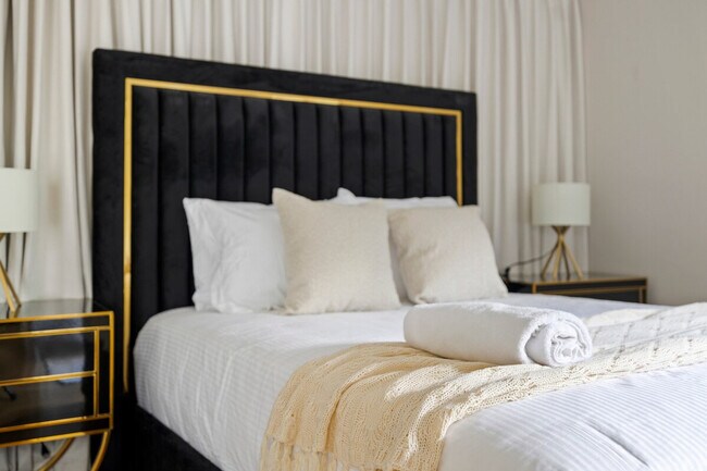 Building Photo - 2A Cherry Ln