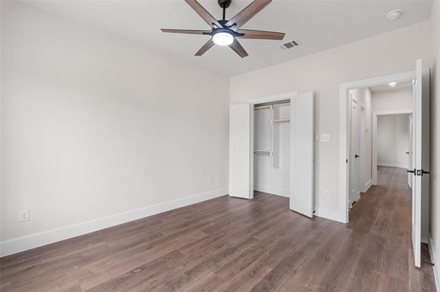 Building Photo - 5702 Barkridge Dr