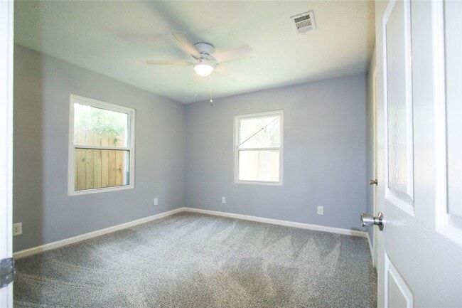 Building Photo - 4130 Galesburg St