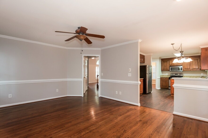 Building Photo - 4801 Bay Pines Ct