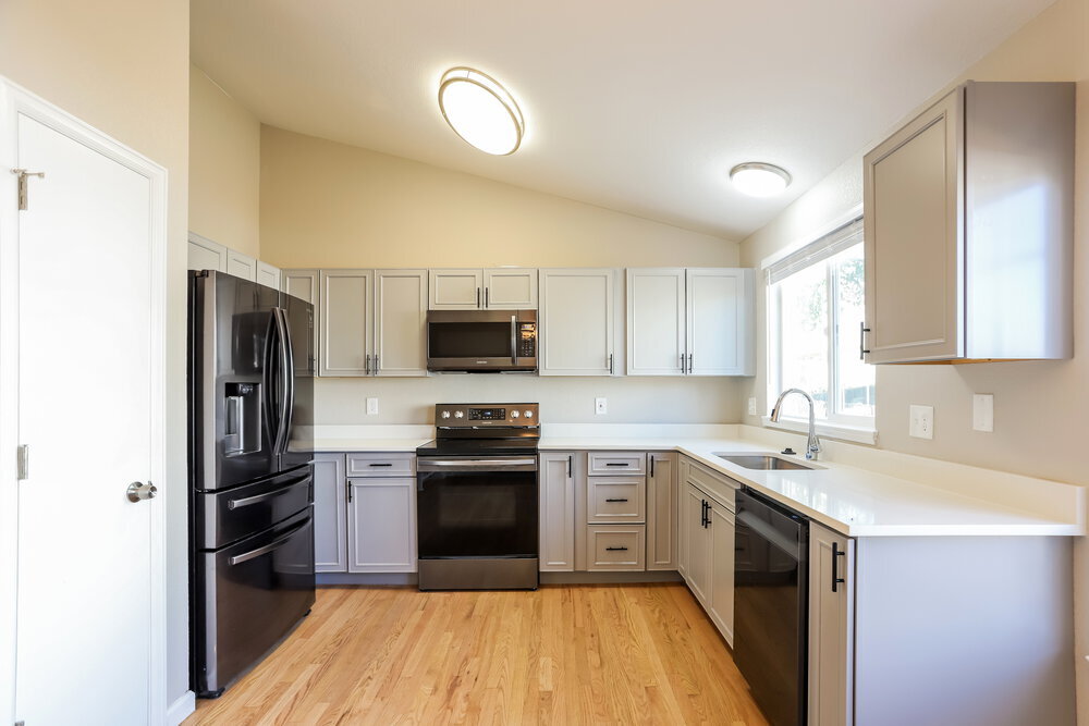 Building Photo - 16393 Goldenrod Way