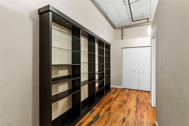 Building Photo - 1520 Washington Ave