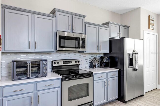 Building Photo - 2906 Carrickton Cir