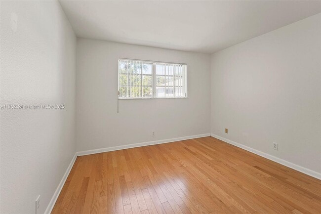 Building Photo - 7911 Camino Cir