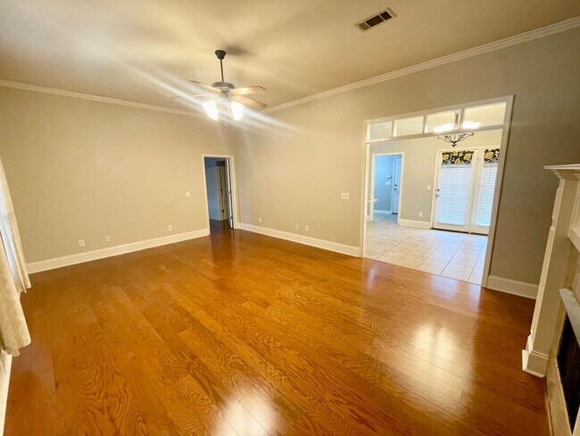 Building Photo - *MOVE IN SPECIAL* Beautiful Germantown School District Home in Ashbrooke