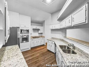 Building Photo - 13255 Greenstone