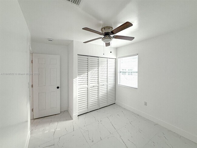 Building Photo - 1064 NW 29th Terrace