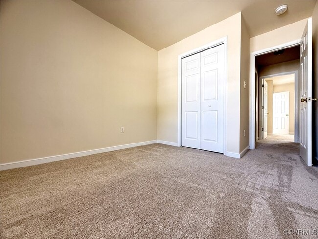 Building Photo - 2820 Goyne Loop