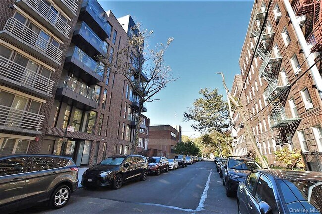 Building Photo - 41-32 44th St